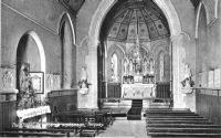 St-Vincents-chapel-interior-small.jpg - 18851 Bytes